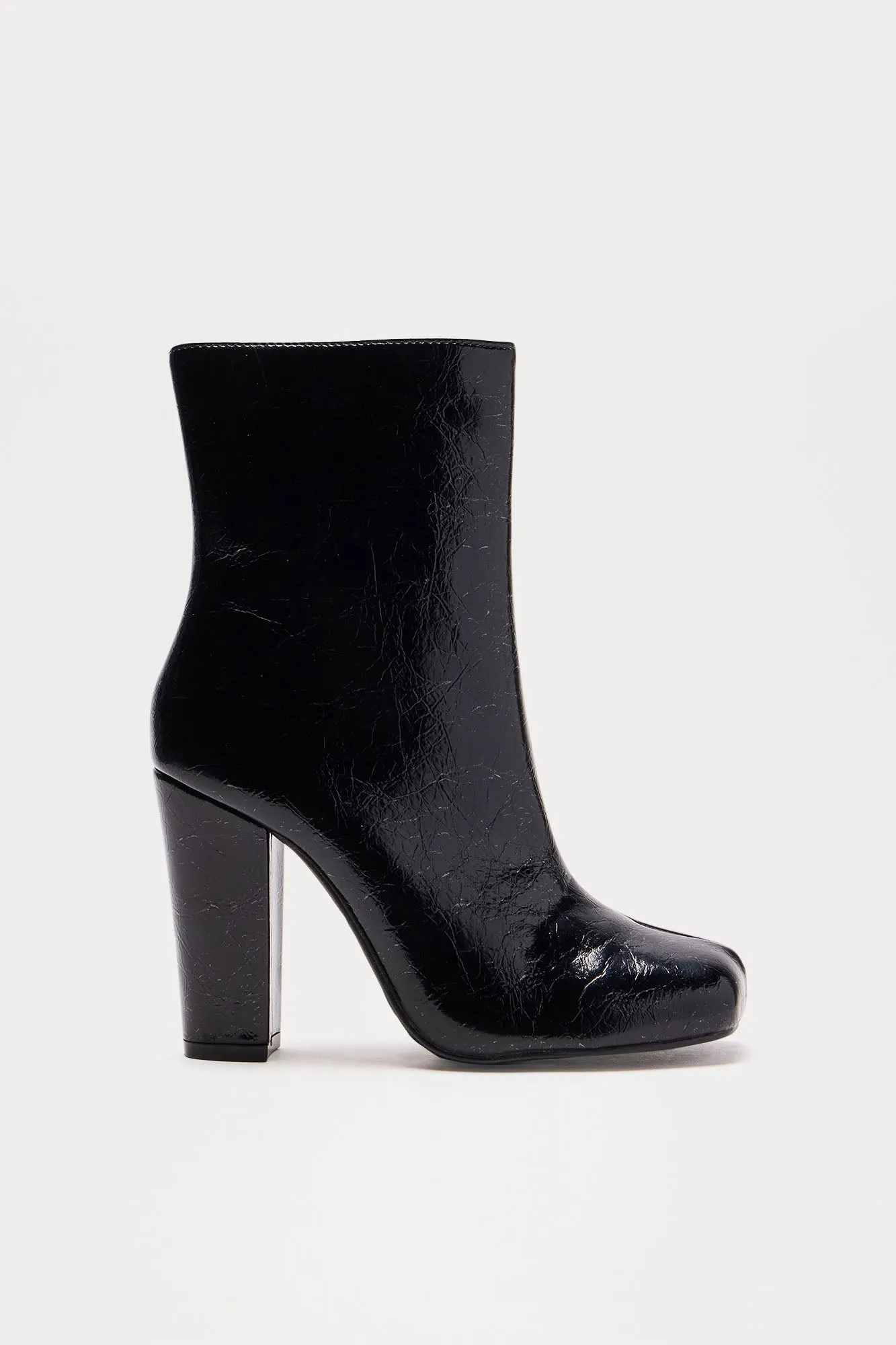 Azriel Tabi Booties - Black