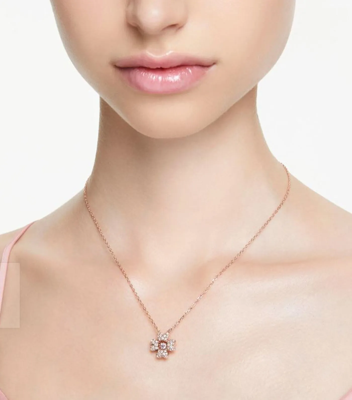 Idyllia Pendant Clover White Rose Gold-Tone Plated