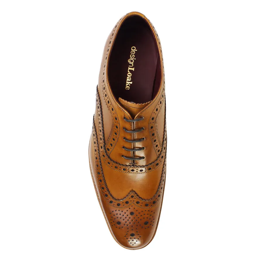 Loake - Fearnley Leather Brogue Shoes in Tan