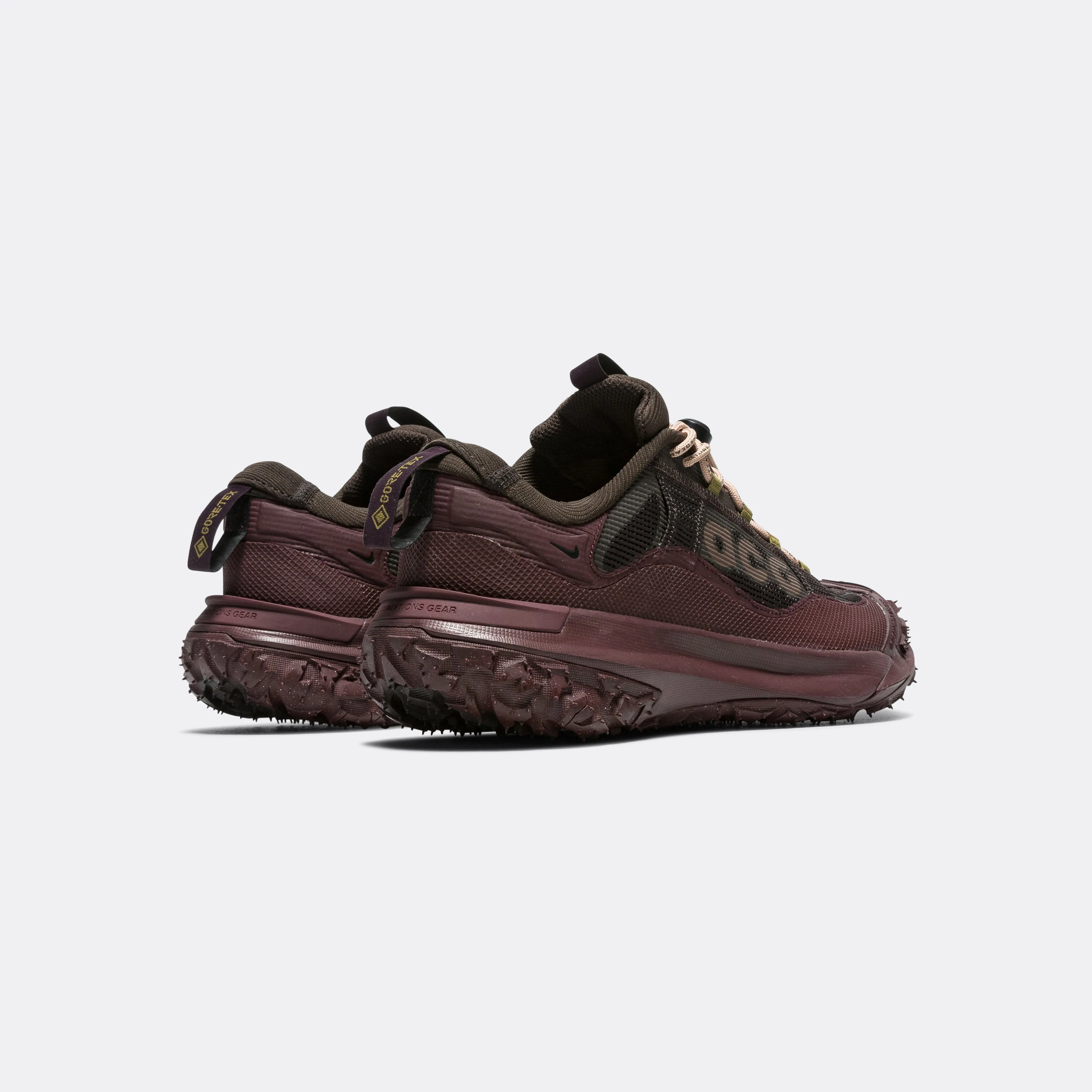 Mountain Fly 2 Low GORE-TEX - Velvet Brown/Black-Burgundy Crush