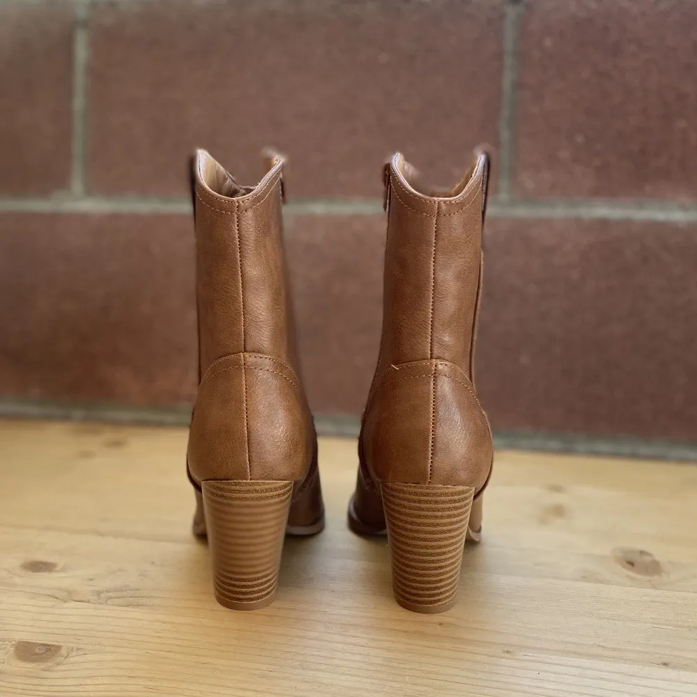 Musical Nights Tan - Botas para Mujer con Tacon