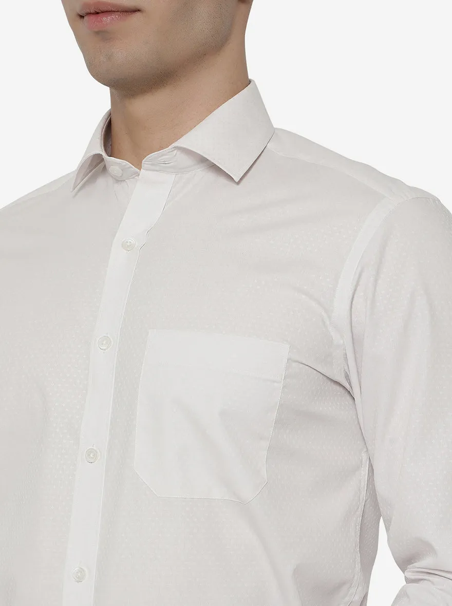 Off-White Solid Slim Fit Formal Shirt | Greenfibre