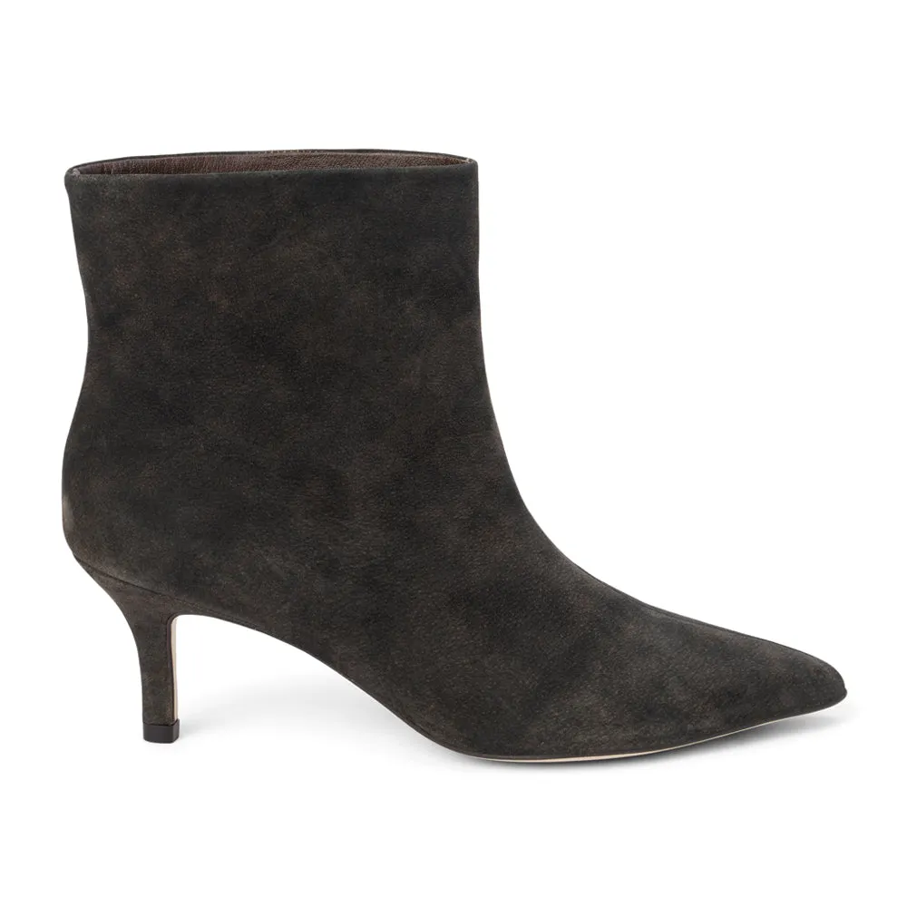 Sicily Pointed Toe Pull On Booties