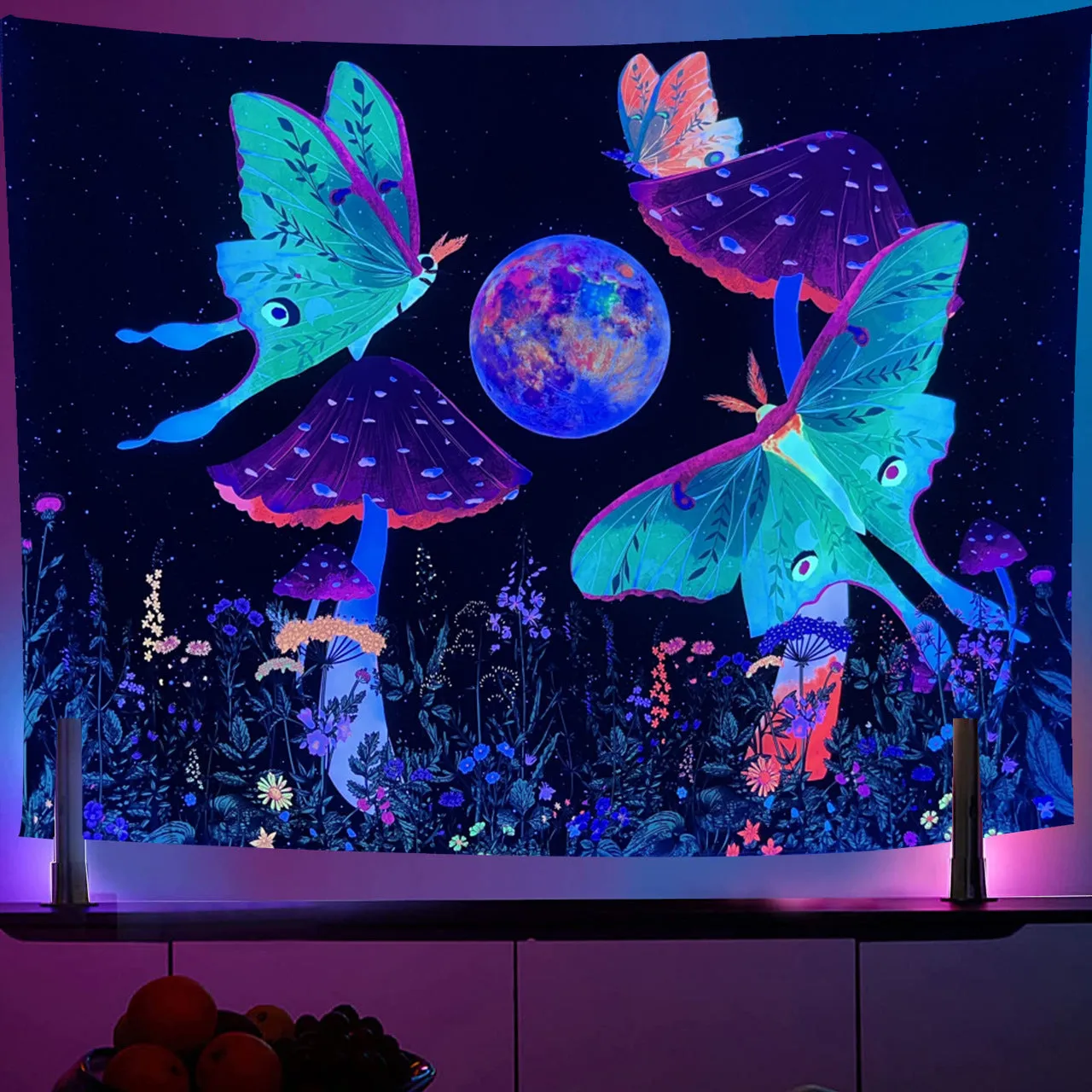 UV Light Emitting Neon Hanging Cloth | Brodtica.com