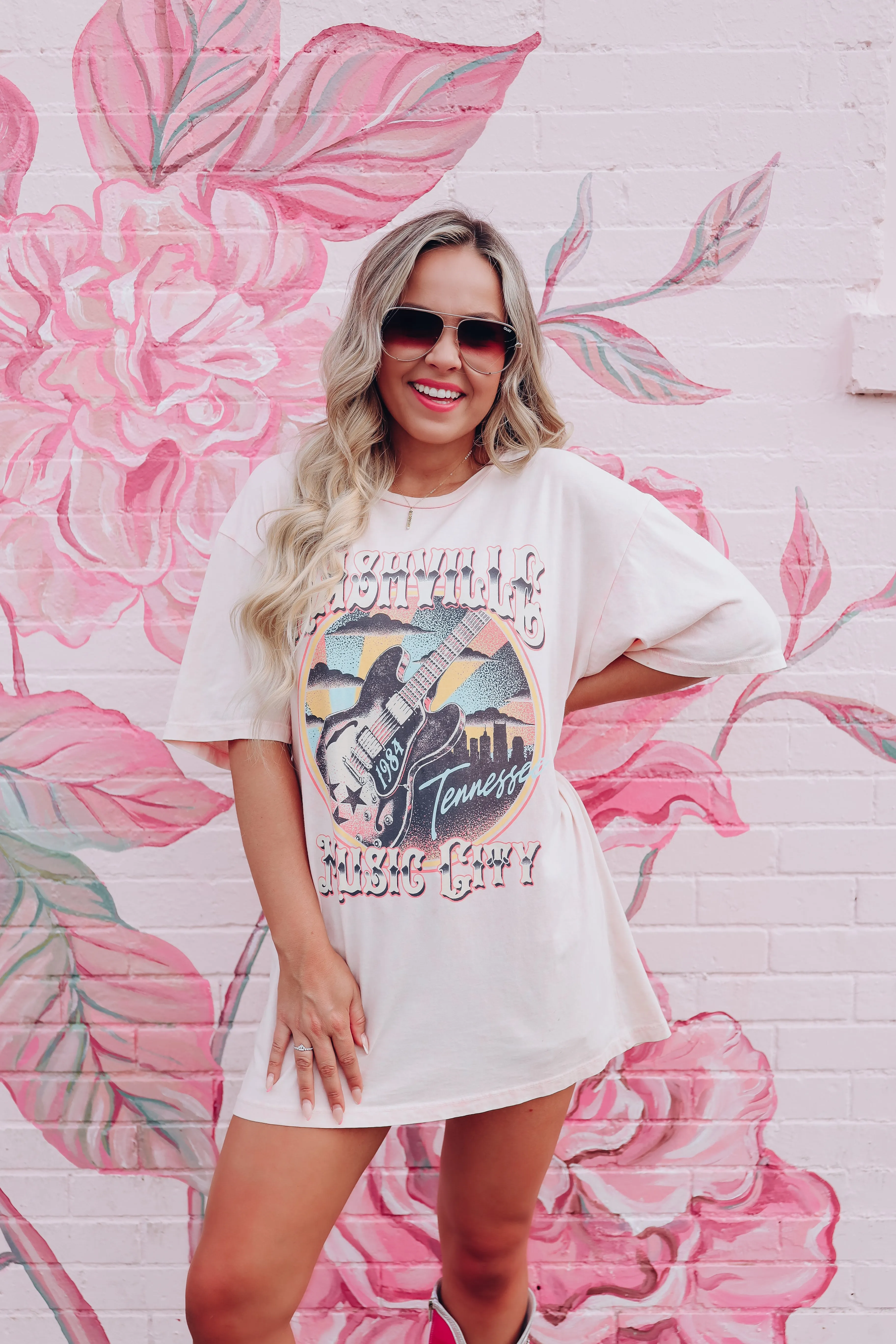 Vintage Nashville Mineral Wash Graphic Tee - Pink