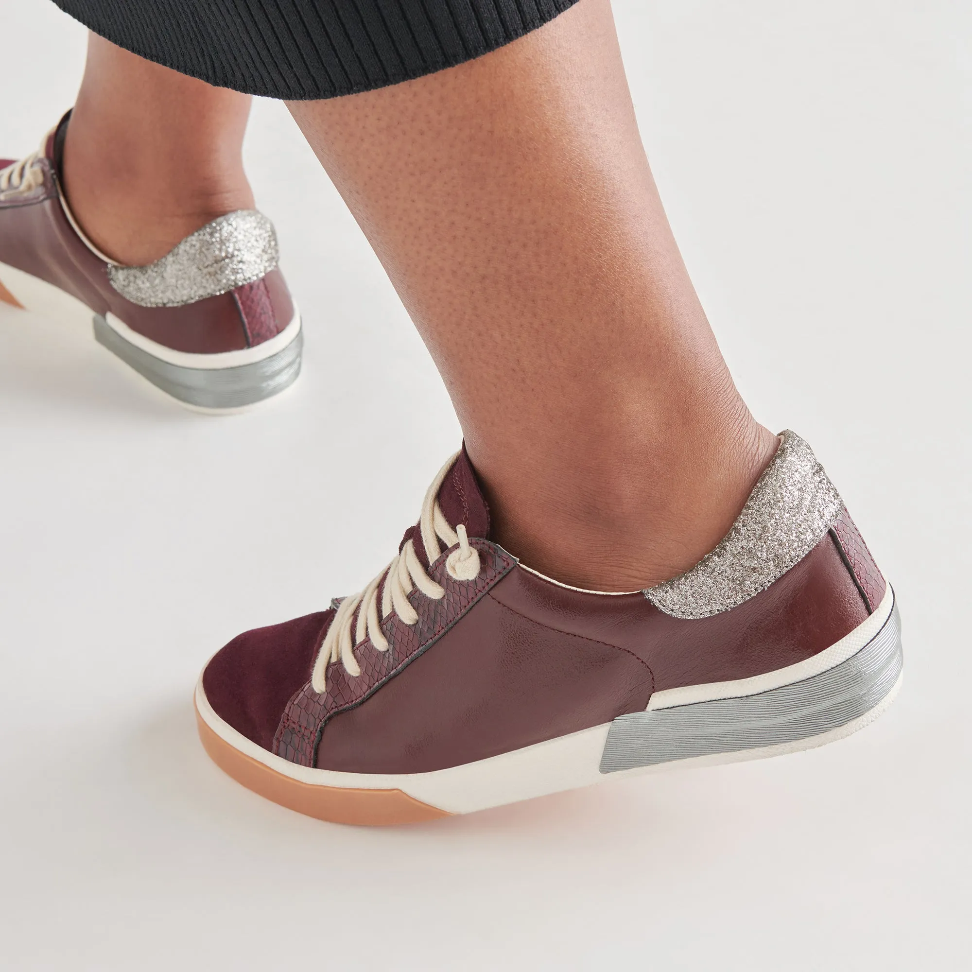 ZINA SNEAKERS BURGUNDY CRINKLE PATENT